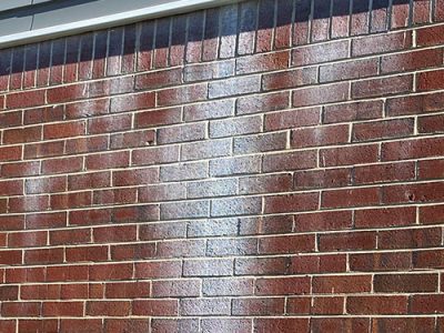 Unsightly white stains: A common problem with bricks